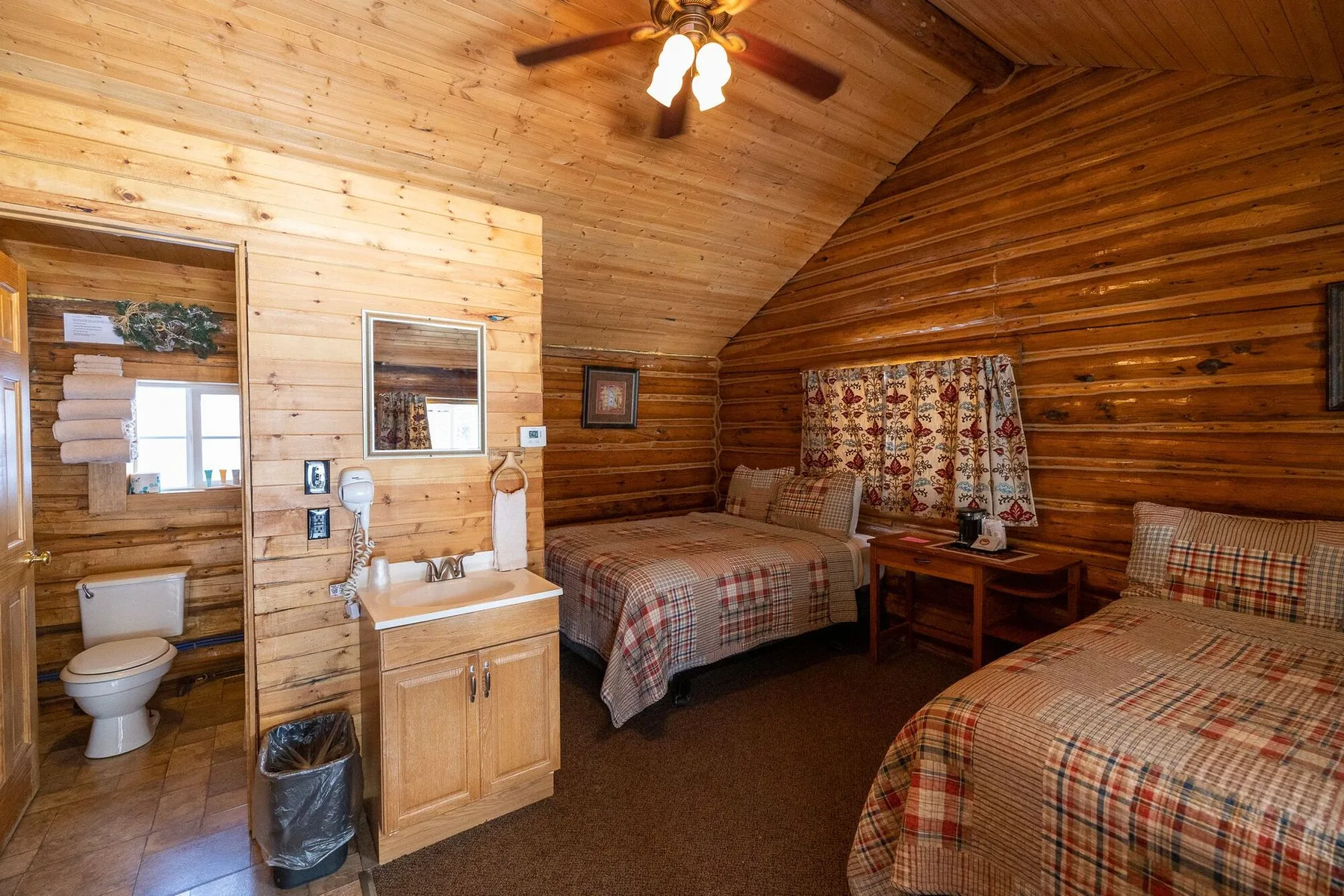 Antlers Lodge accommodation photo