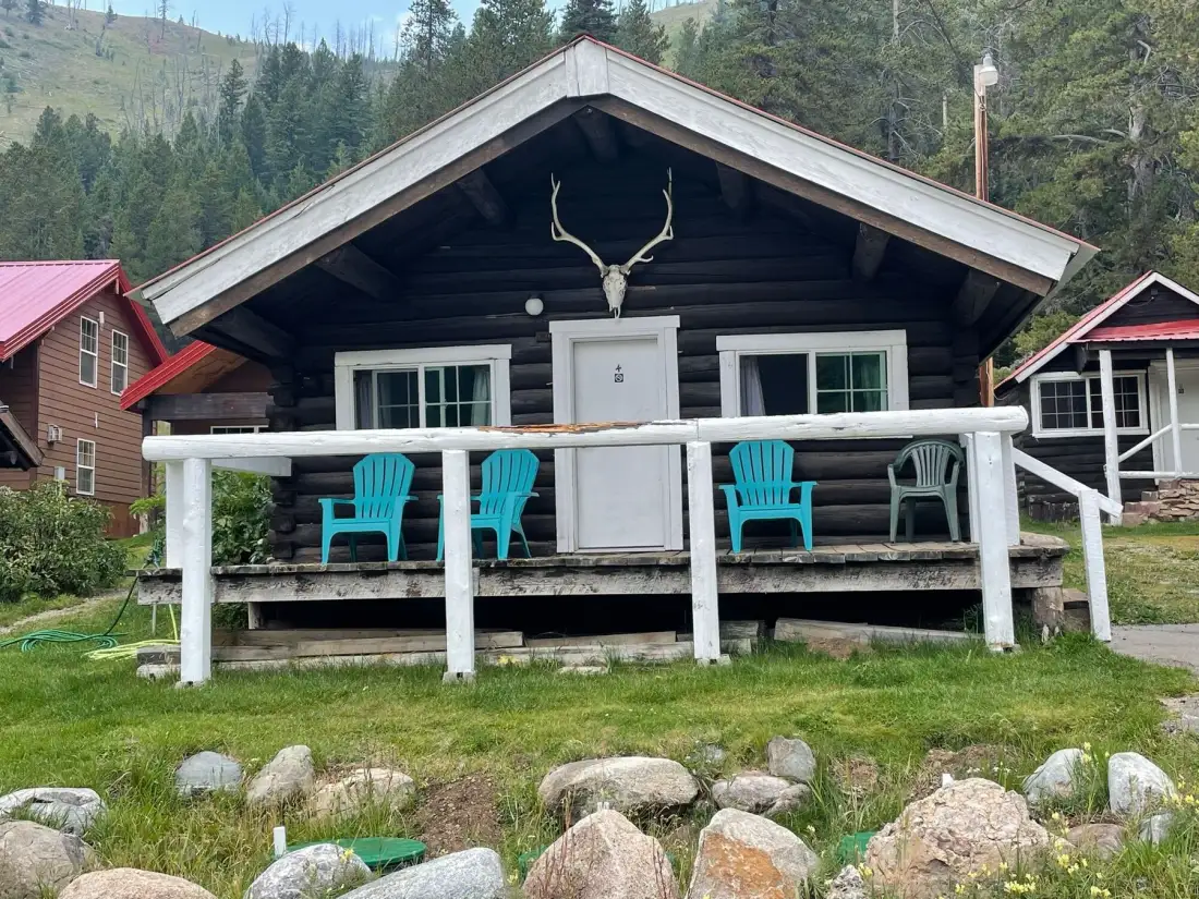 Antlers Lodge accommodation photo