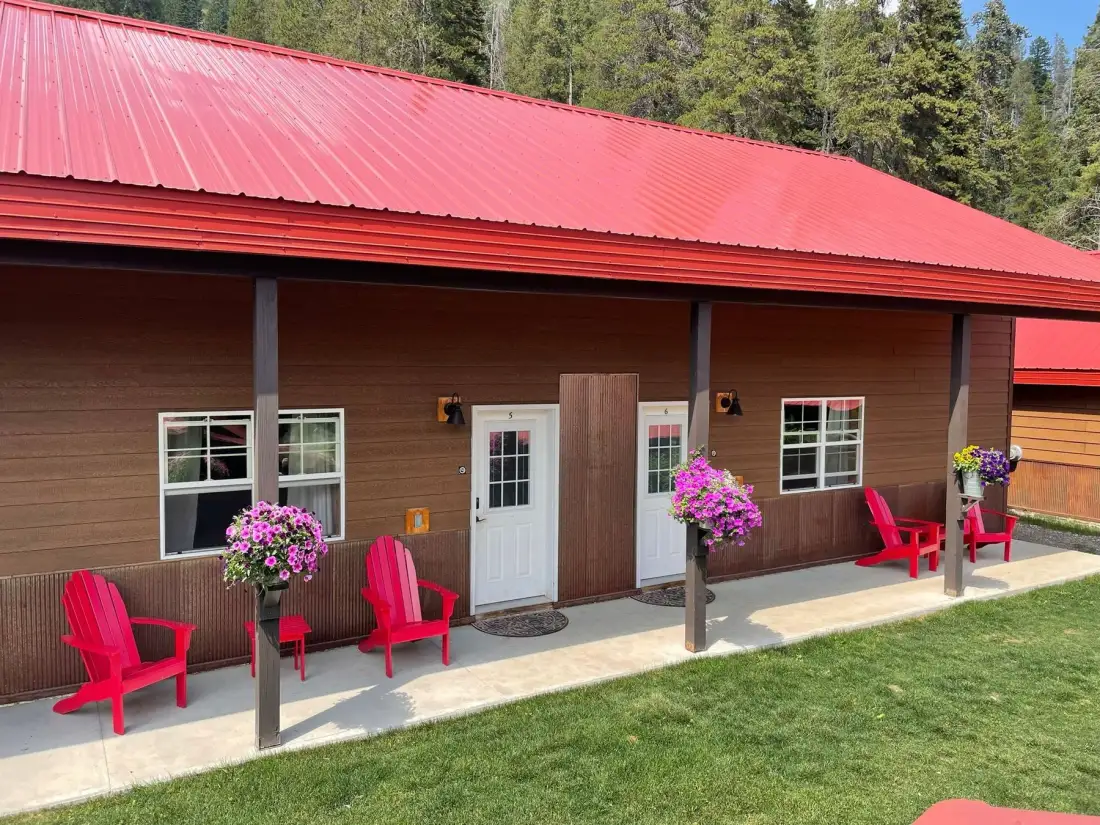 Antlers Lodge accommodation photo