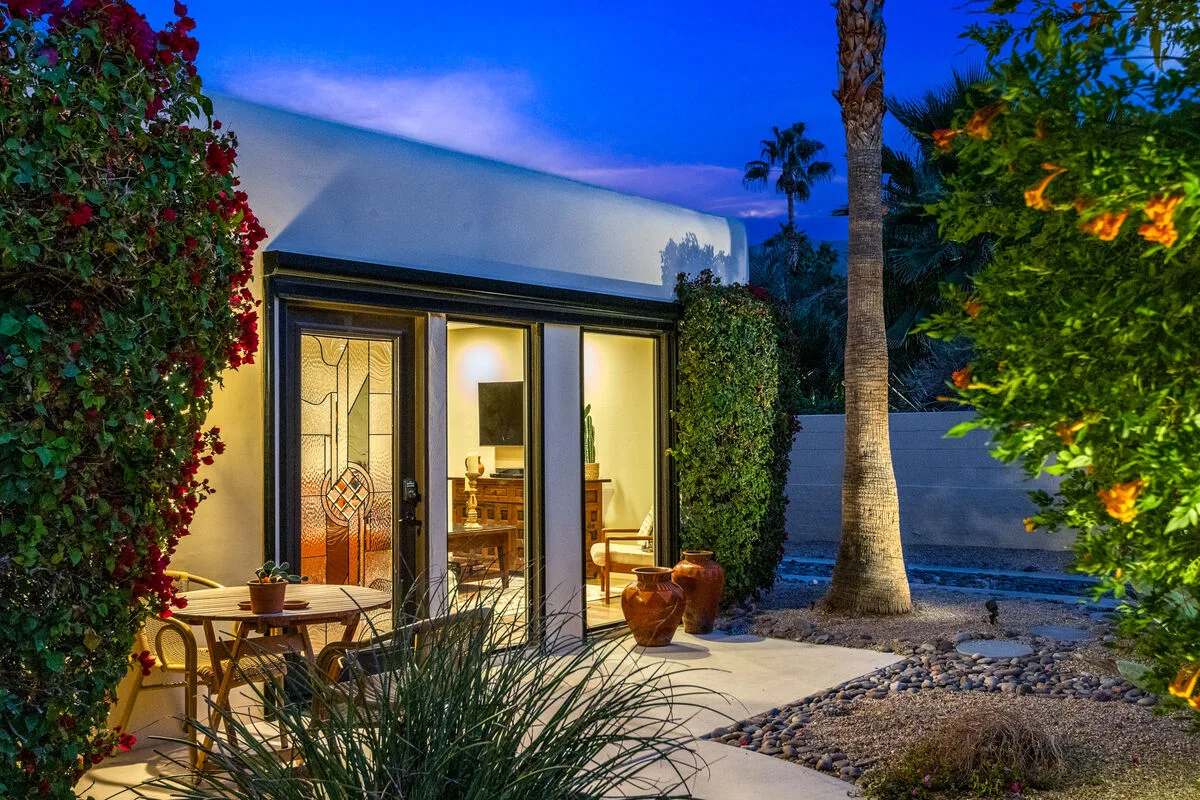 Adobe Barona Dream