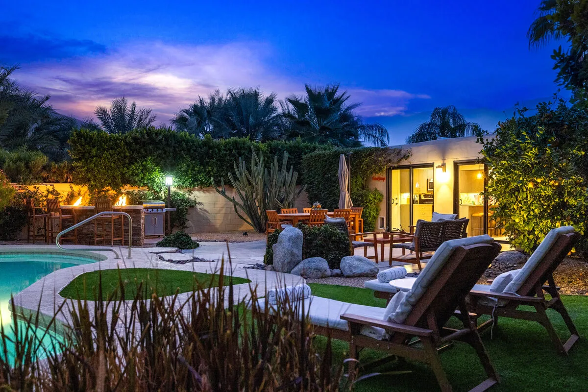 Adobe Barona Dream