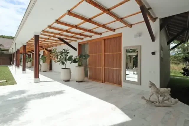 Glowing 7BR Villa with Pool at Mesa de Yeguas