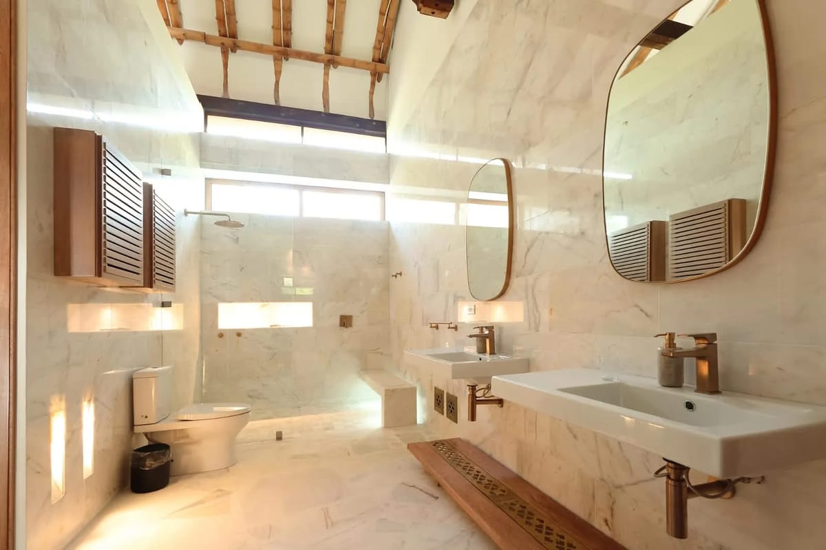 Glowing 7BR Villa with Pool at Mesa de Yeguas