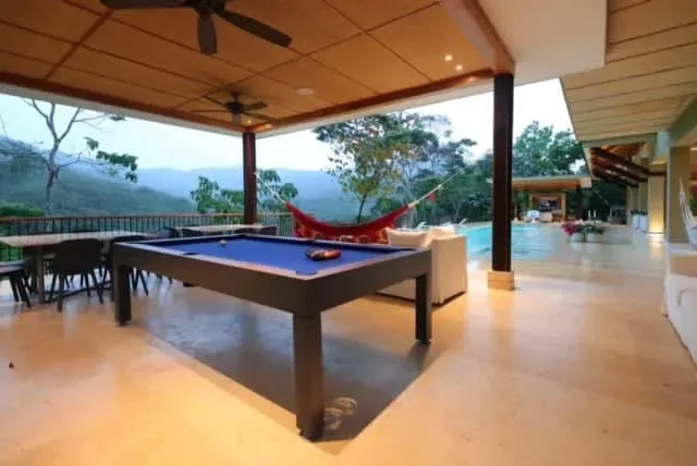 Glowing 7BR Villa with Pool at Mesa de Yeguas