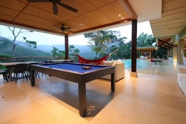 Glowing 7BR Villa with Pool at Mesa de Yeguas