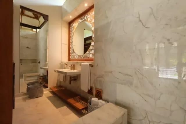 Glowing 7BR Villa with Pool at Mesa de Yeguas