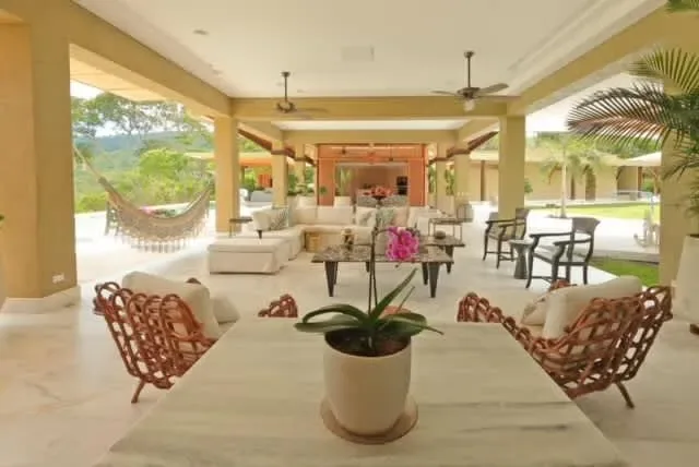 Glowing 7BR Villa with Pool at Mesa de Yeguas