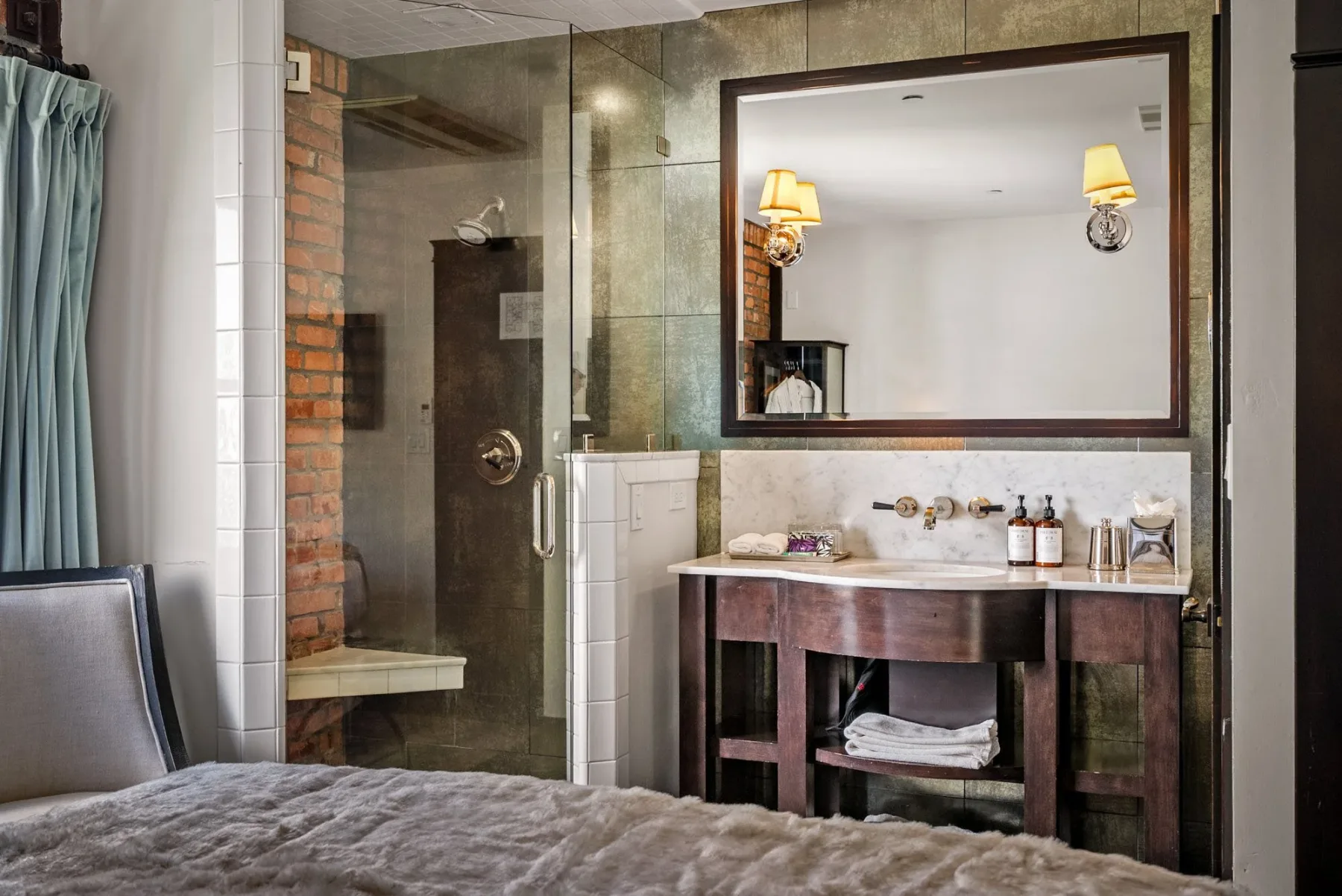 Granada_Hotel+Bathroom+2+SR-2.jpg