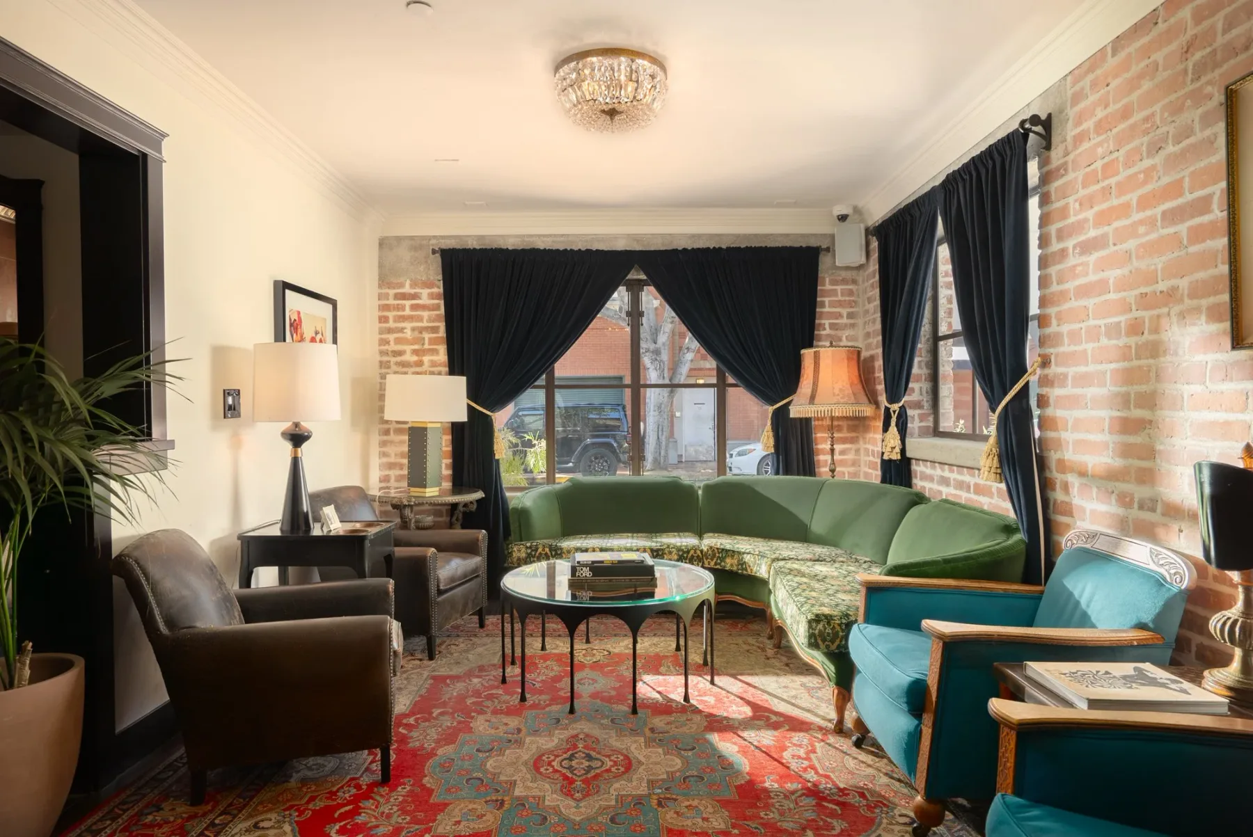 Granada_Hotel Lobby 2 SR.jpg