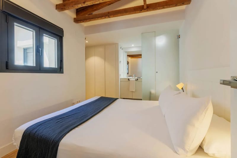 Spectacular 2BR at Palacio Real
