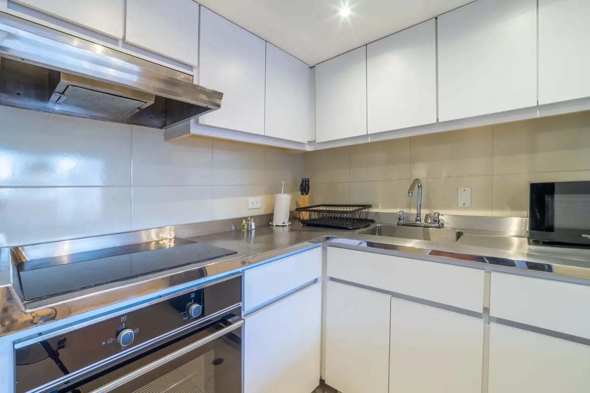 Luminous 1BR in Cabrera