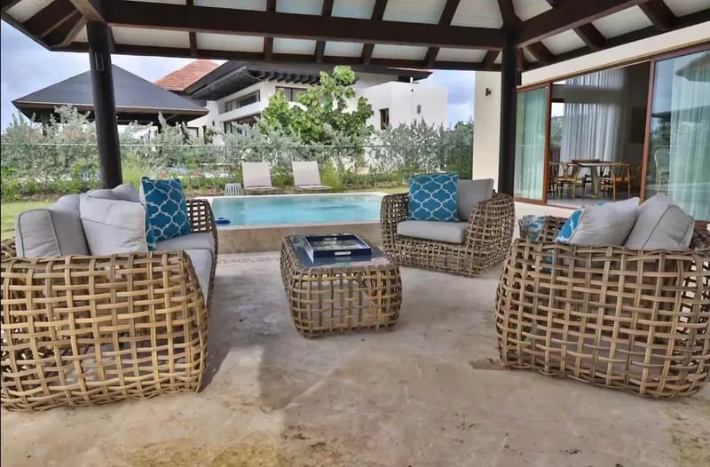 Amazing 3BR House w/ Pool & Garden Views