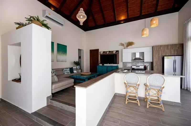 Amazing 3BR House w/ Pool & Garden Views