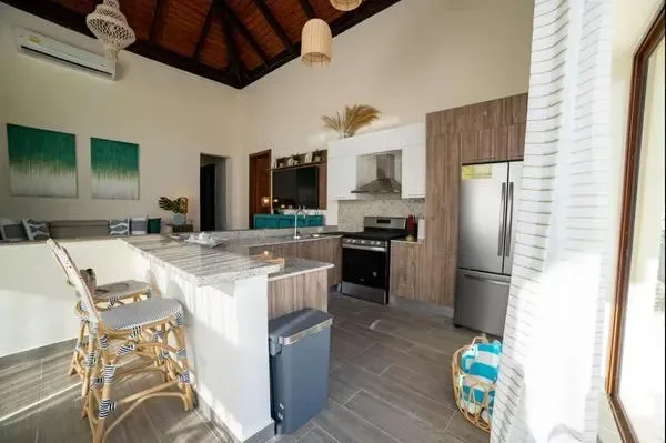 Increíble casa de 3 dormitorios con piscina y vistas al jardín