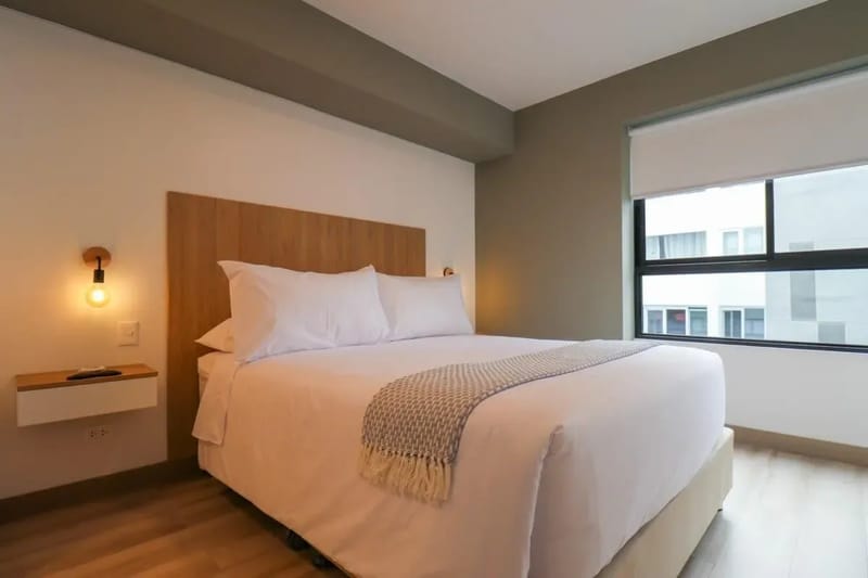 Mesmerizing 2BR with Balcony in the Heart of Miraflores