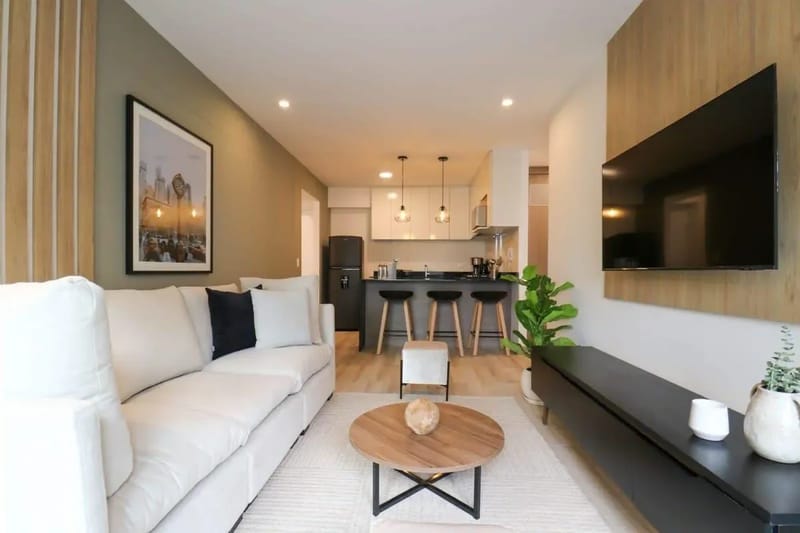 Mesmerizing 2BR with Balcony in the Heart of Miraflores