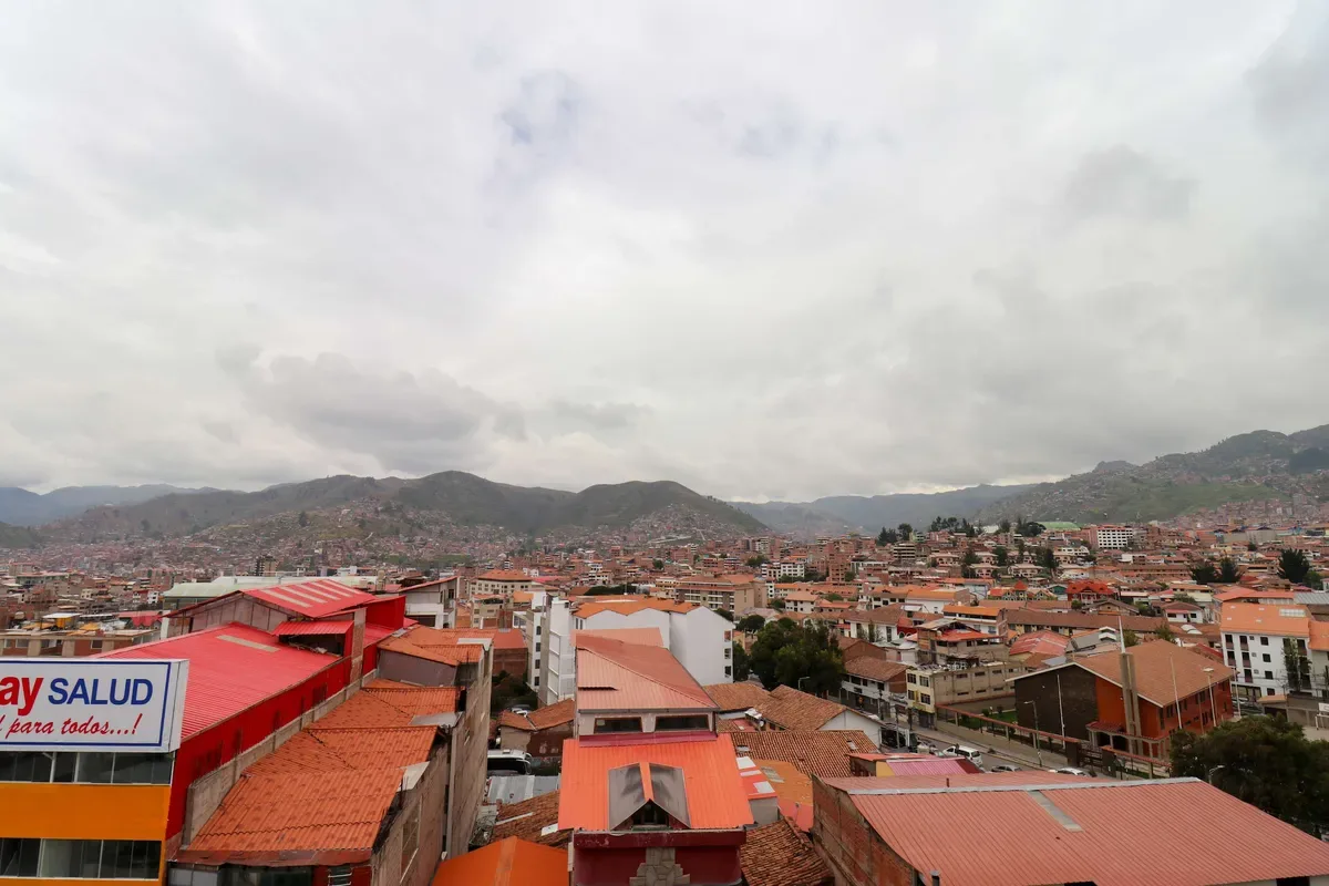 Spacious 2BR in Historic Cusco w/ Balcony