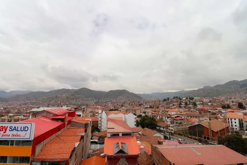 Spacious 2BR in Historic Cusco w/ Balcony