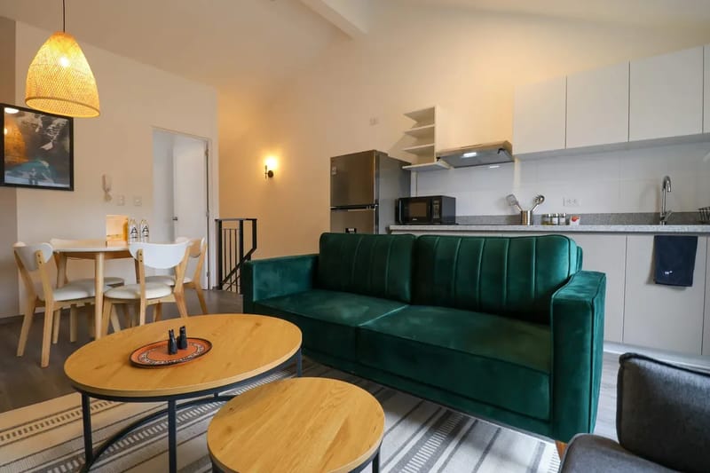 Spacious 2BR in Historic Cusco w/ Balcony