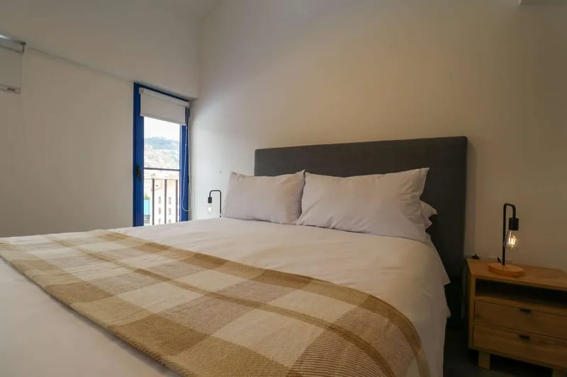 Spacious 2BR in Historic Cusco w/ Balcony
