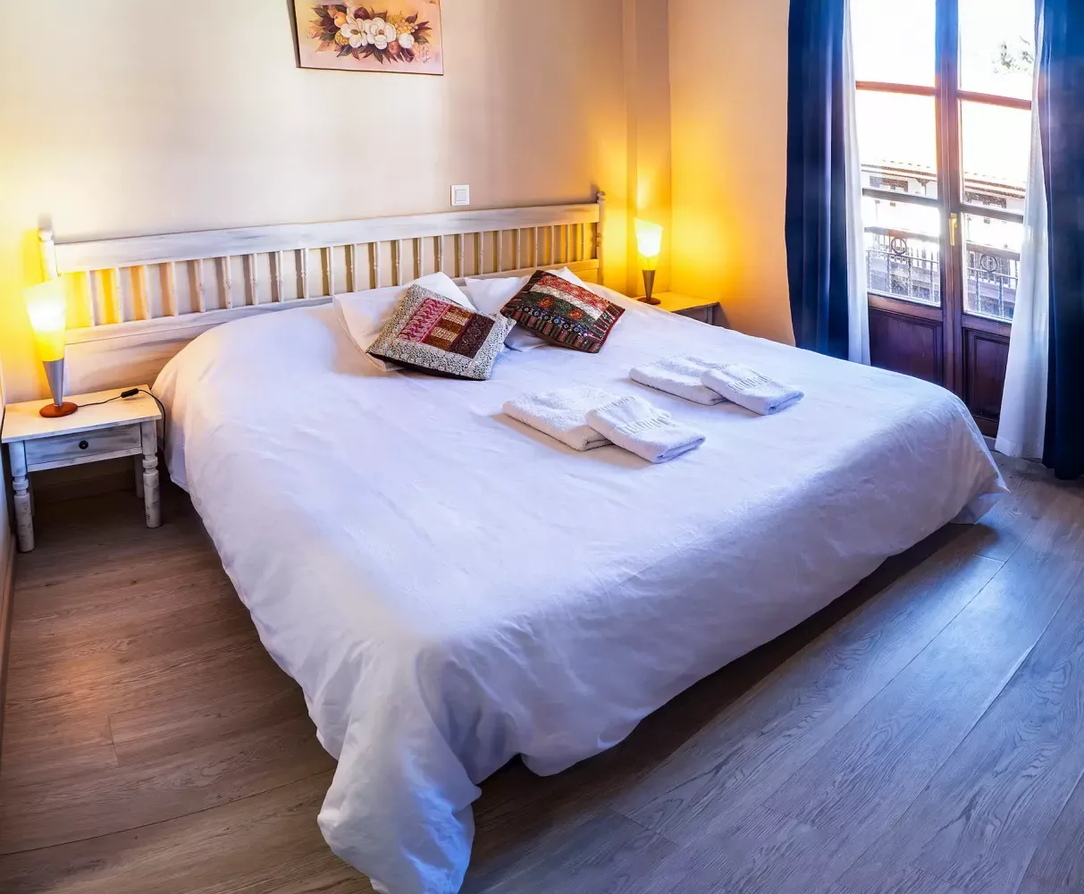 Twin room 105 with two beds