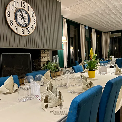 Hotel restaurant