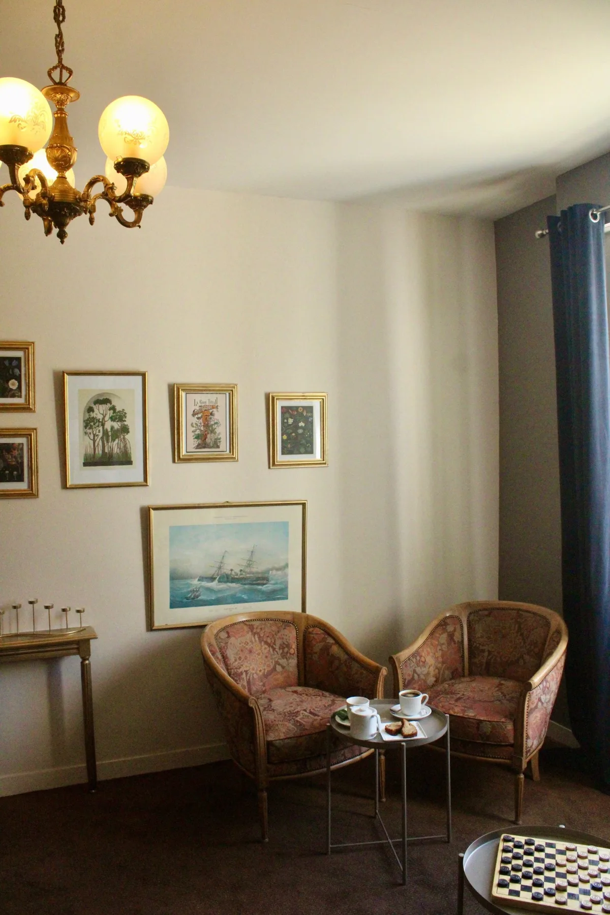 Recepción del Hotel La marine