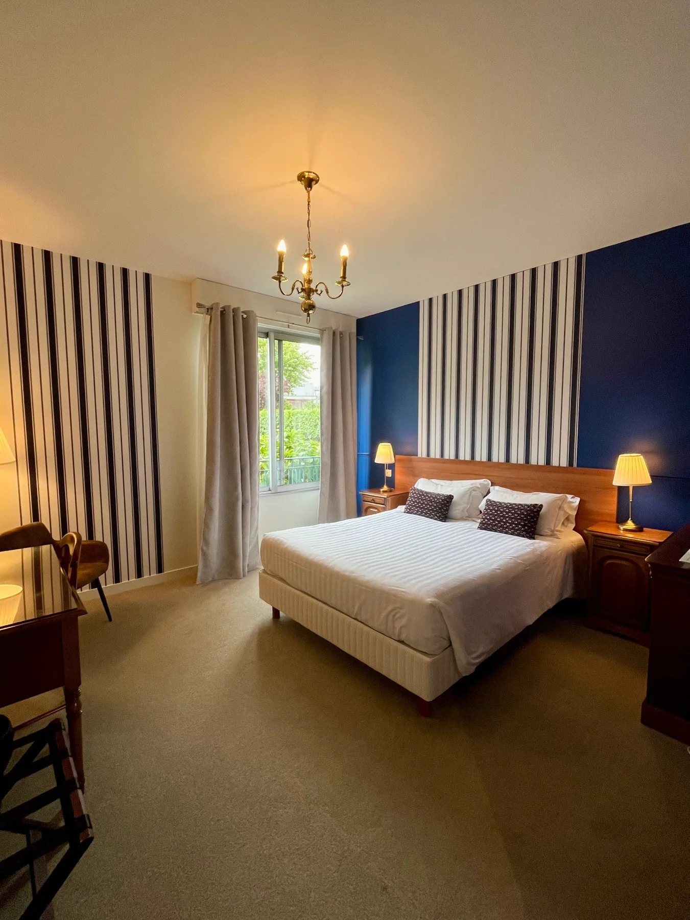 Habitación superior en el Hôtel La Marine