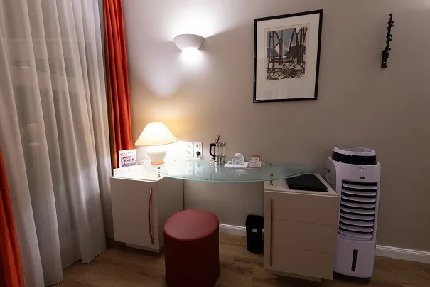 Classic single room