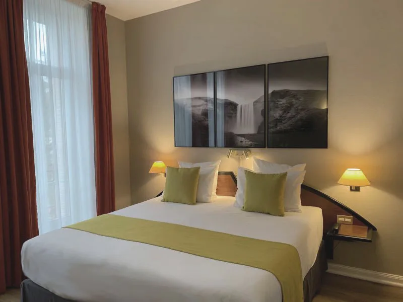 Superior room with Citadel view