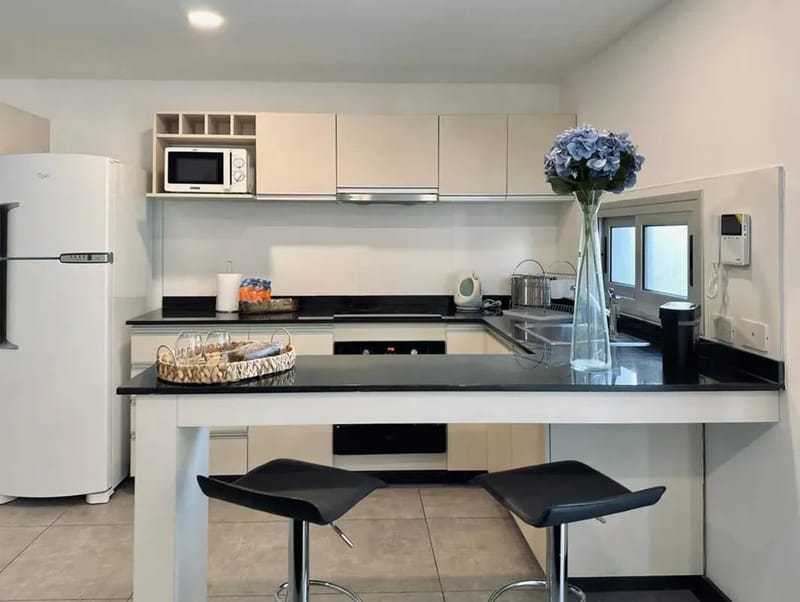 Stylish 1BR w/ AC & Mountain Views