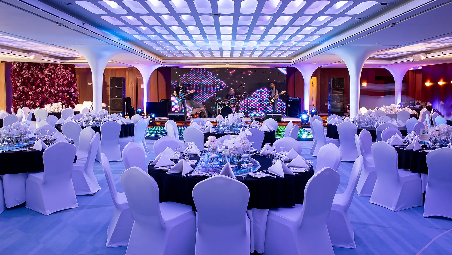 Events aboard Queen Elizabeth 2
