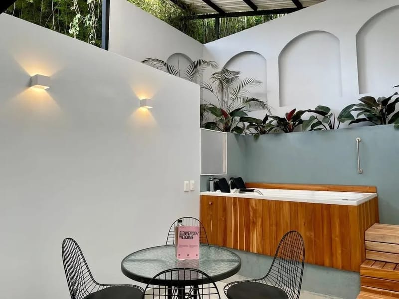 Awesome 2BR w/ 2 Jacuzzis in El Poblado