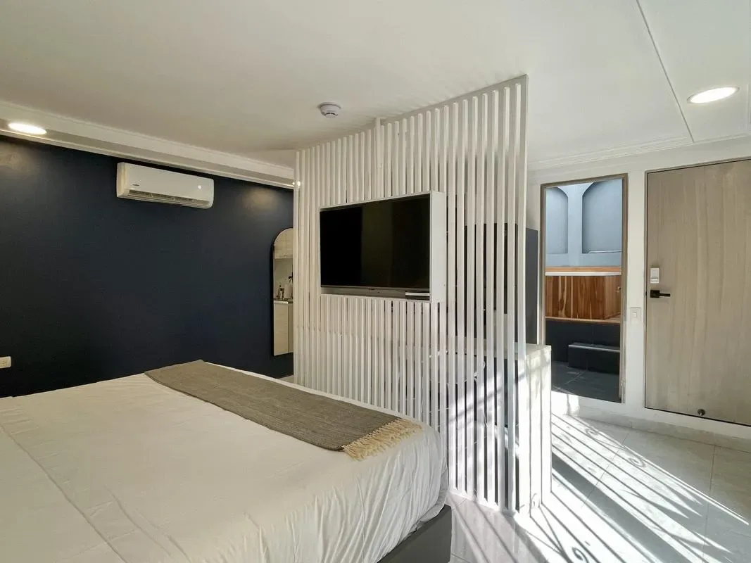 Awesome 2BR w/ 2 Jacuzzis in El Poblado