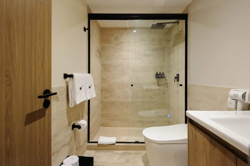 Designer Loft w/Balcony in Parque Mexico