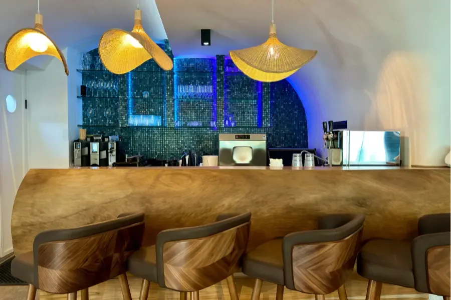 Hotel bar