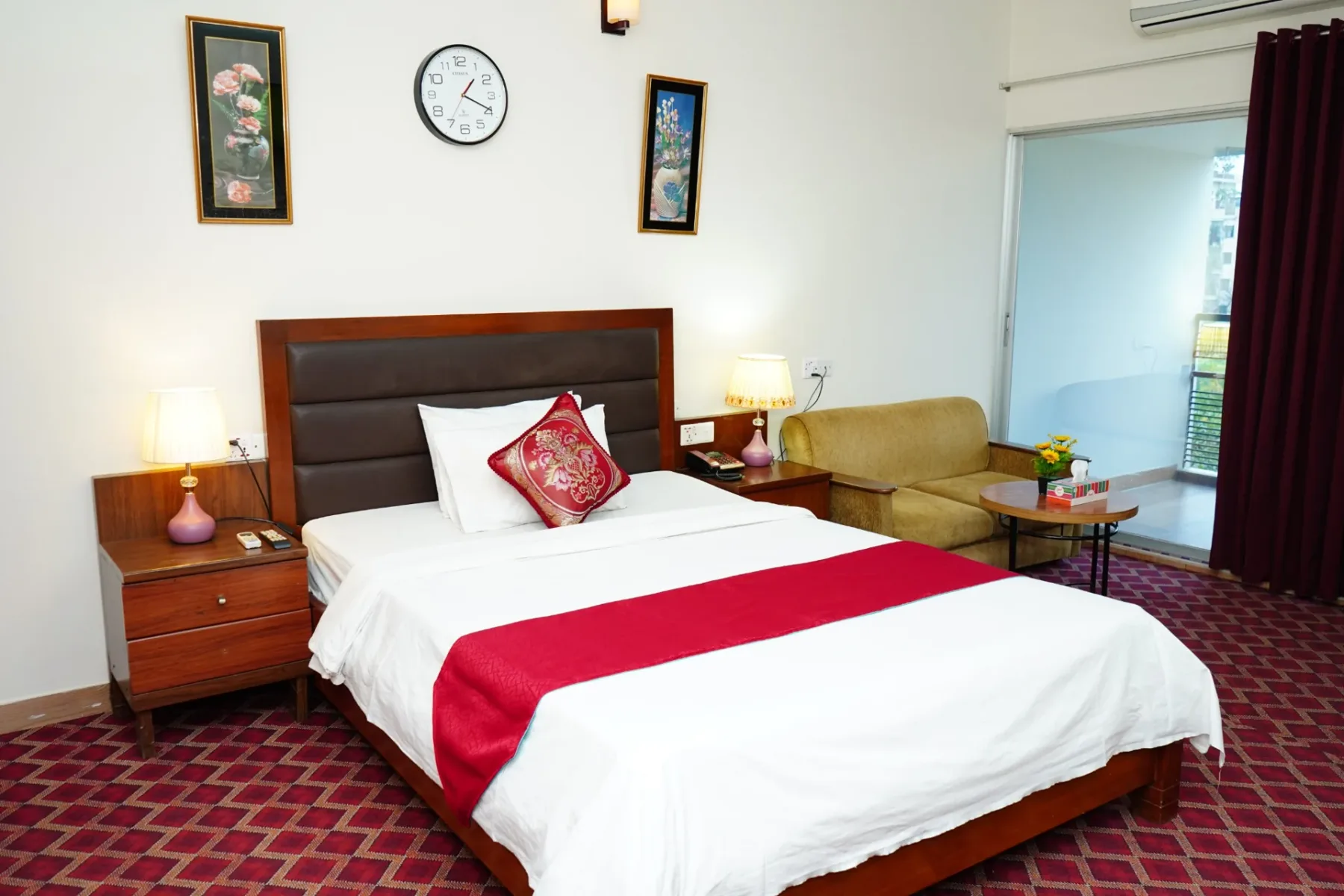 King Room – Lake View