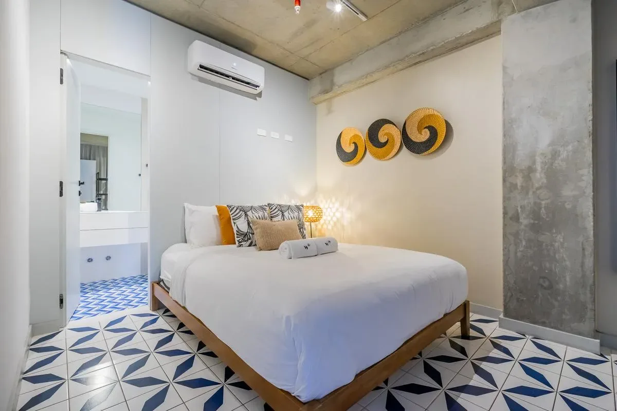 High-end 2BR in Plaza Herrera