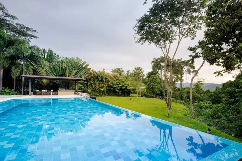 Amazing 4BR Villa at Mesa de Yeguas