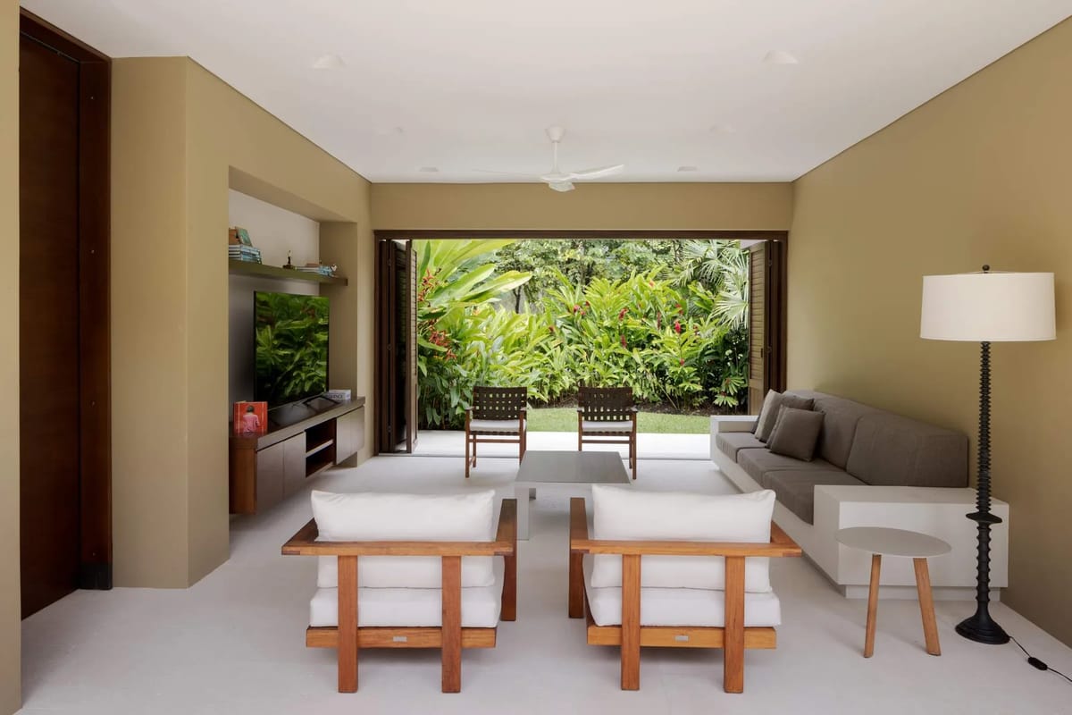 Amazing 4BR Villa at Mesa de Yeguas