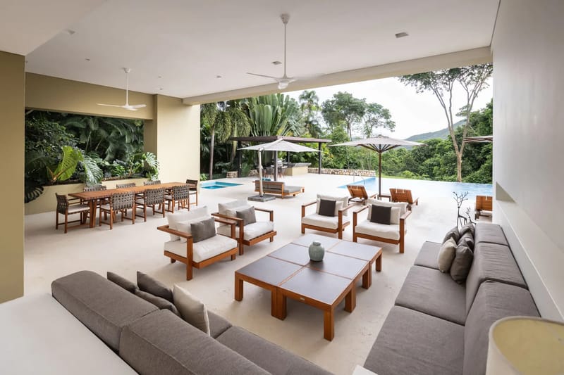 Amazing 4BR Villa at Mesa de Yeguas