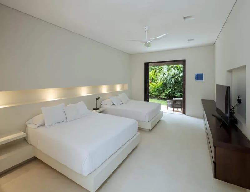 Amazing 4BR Villa at Mesa de Yeguas