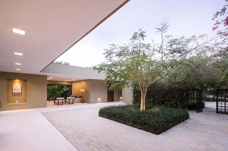 Amazing 4BR Villa at Mesa de Yeguas