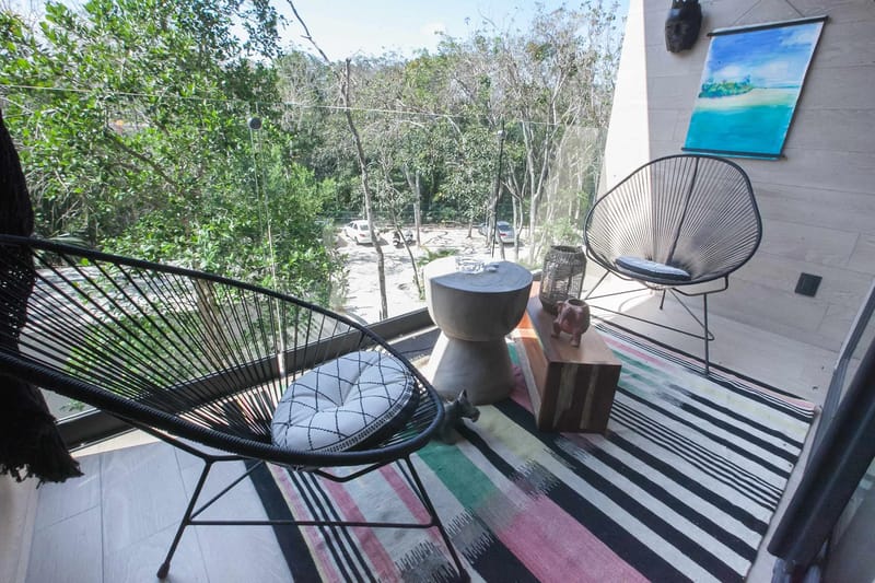 Cozy & Delightful Studio with Balcony