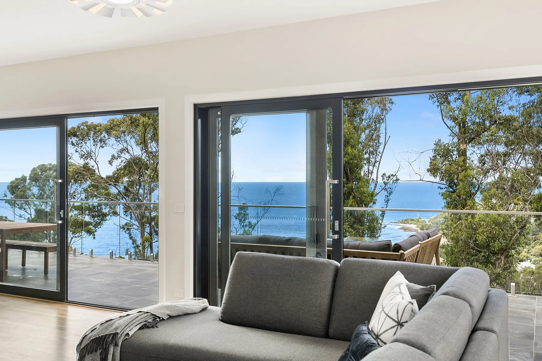 Vue Sur La Mer – Pour Deux Ocean view for two
