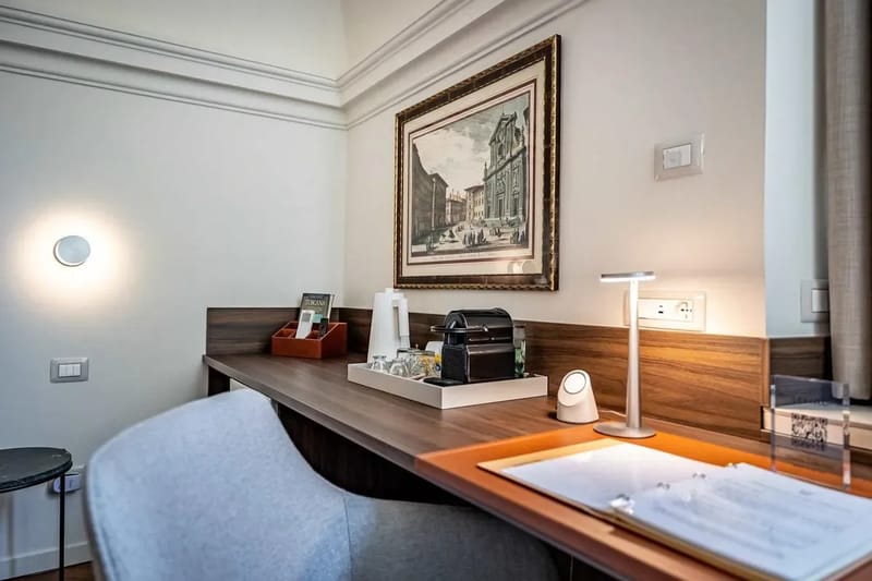 Deluxe King Suite