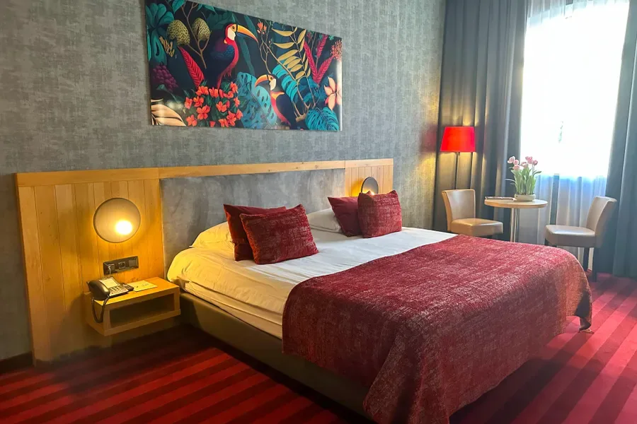 Business suite