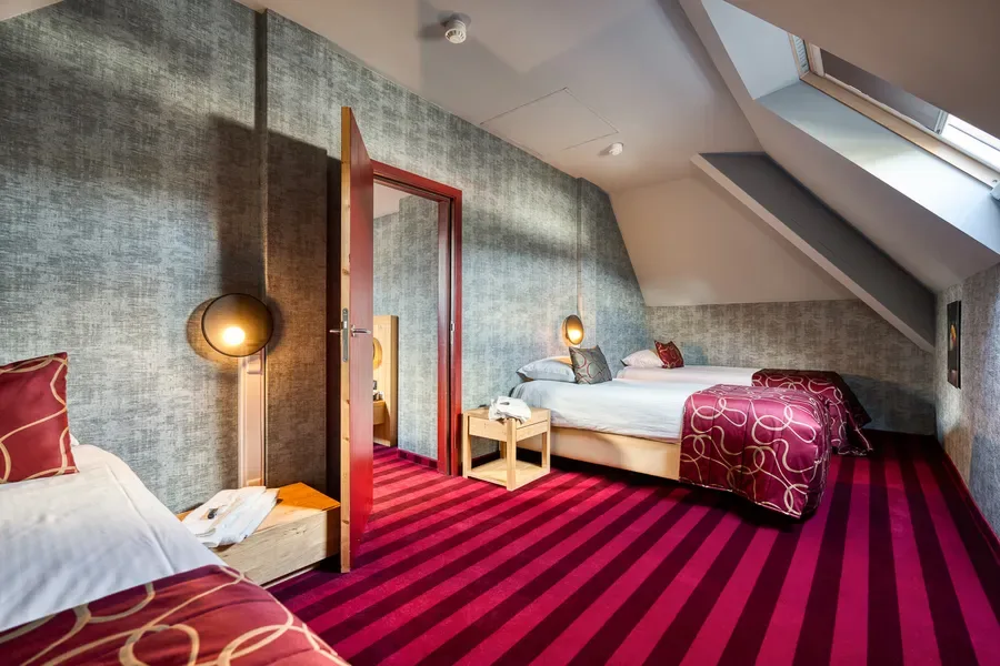 Family room with single beds