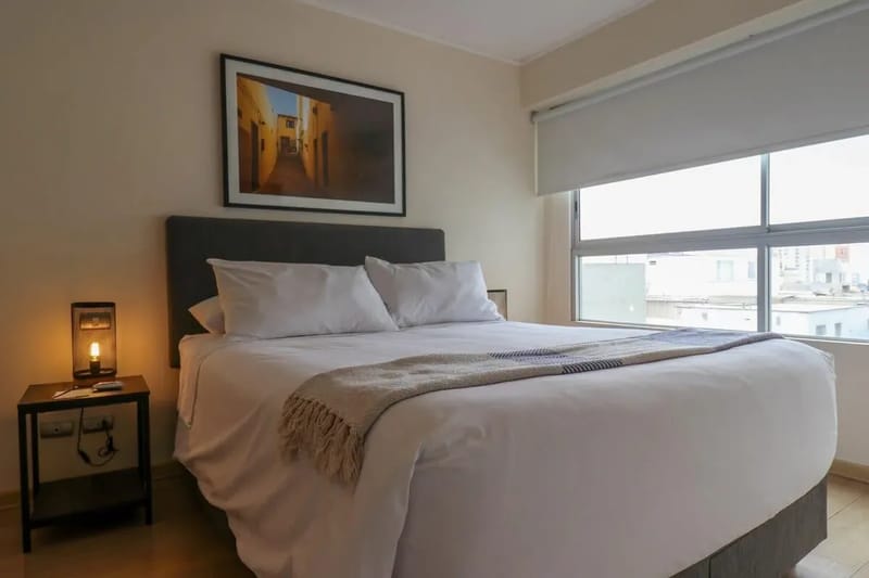 Super 1BR w Balcony in Barranco