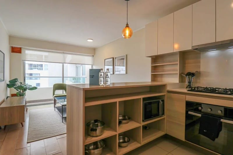 Super 1BR w Balcony in Barranco